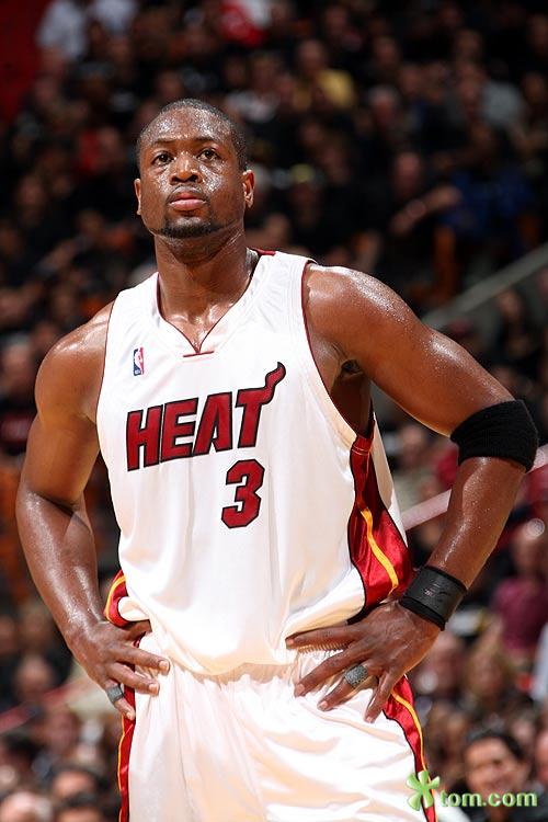 巨大舆论漩 巨大舆论漩